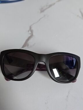 Chanel Sunglasses In Excellent Condition 6049 Polarized.